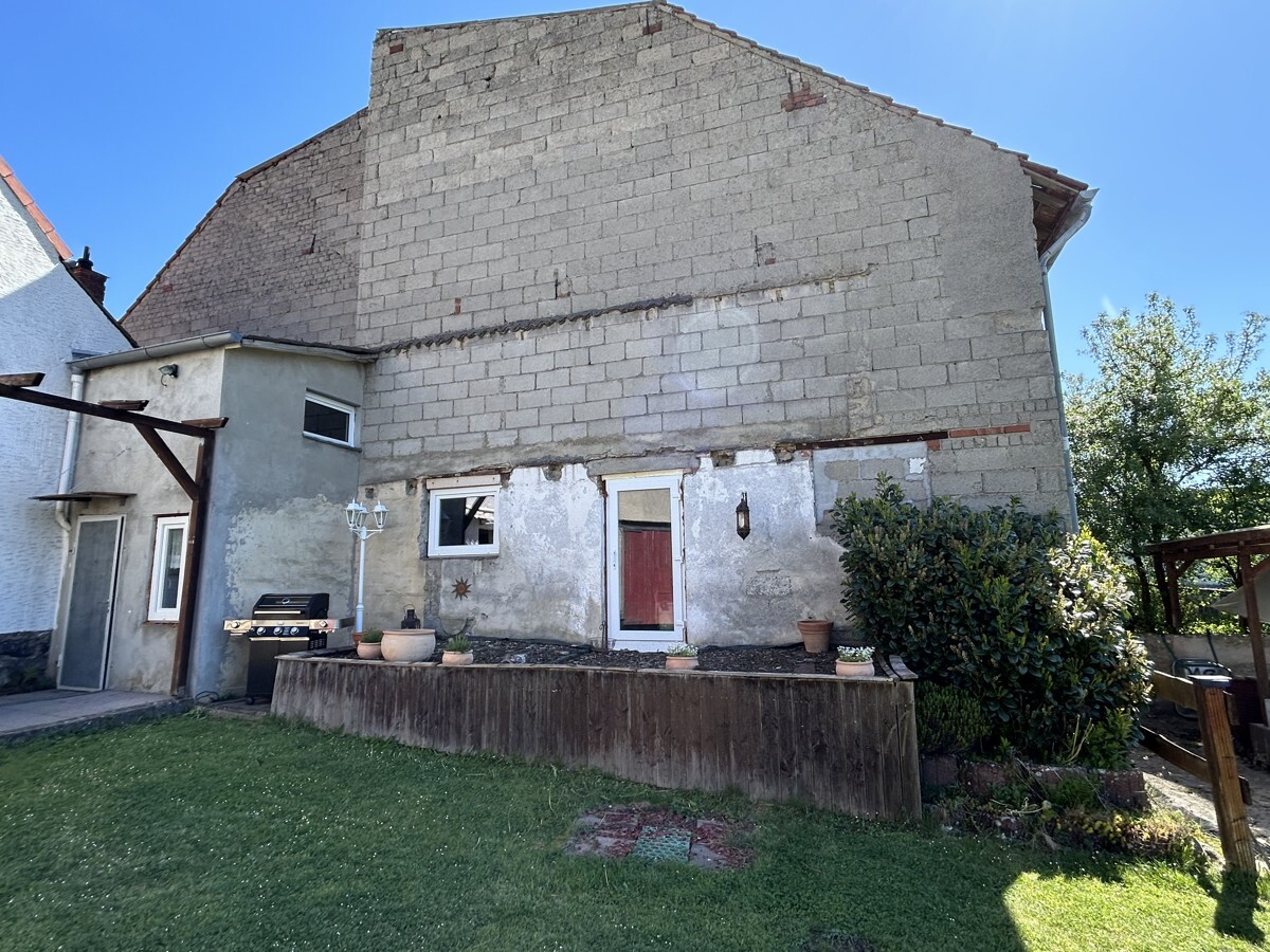 Scheune _ Zugang Garten