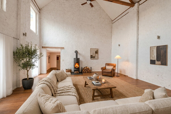 Wohnzimmer KI-Bearbeitet