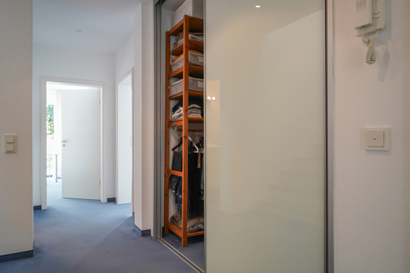 Flur & Ankleidezimmer OG