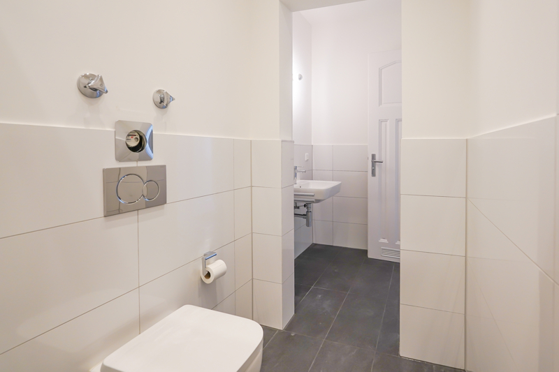 Badezimmer EG