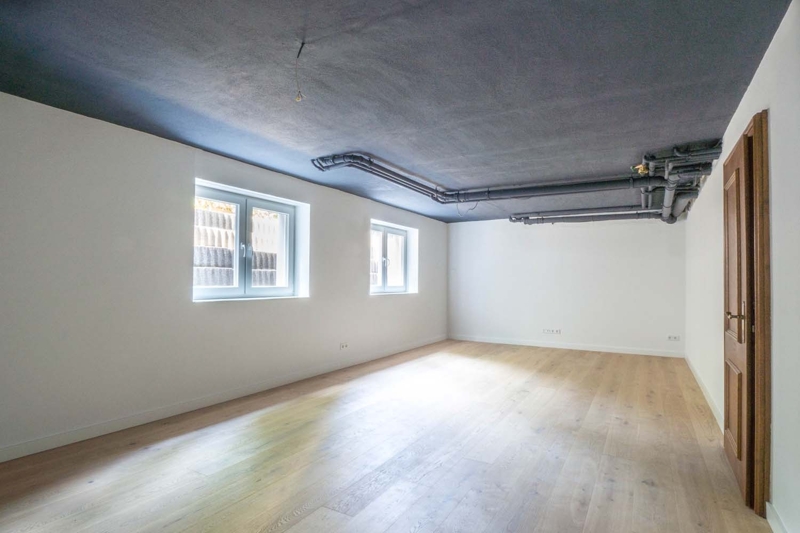 Büro im Kellergeschoss