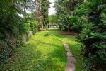 Gartenblick zum Haus