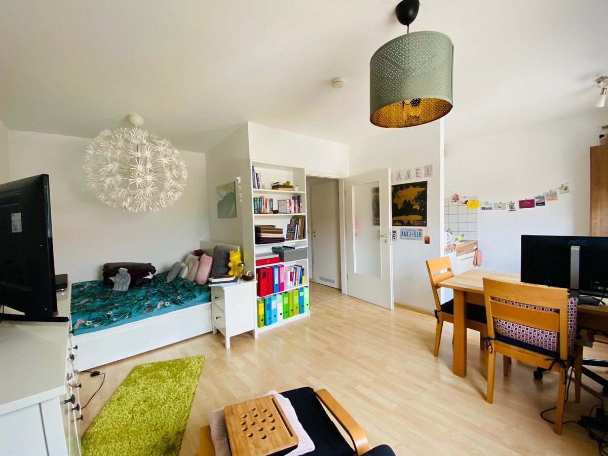 Wohn-Schlafzimmer