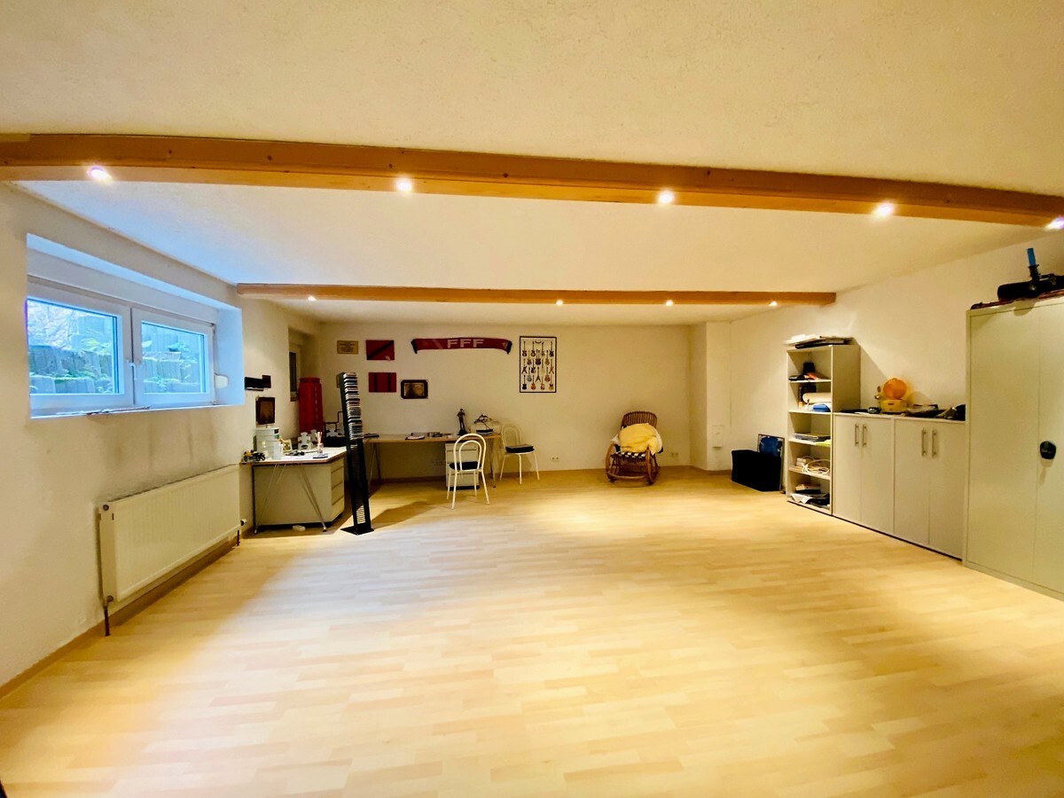 Großer Hobbyraum im KG