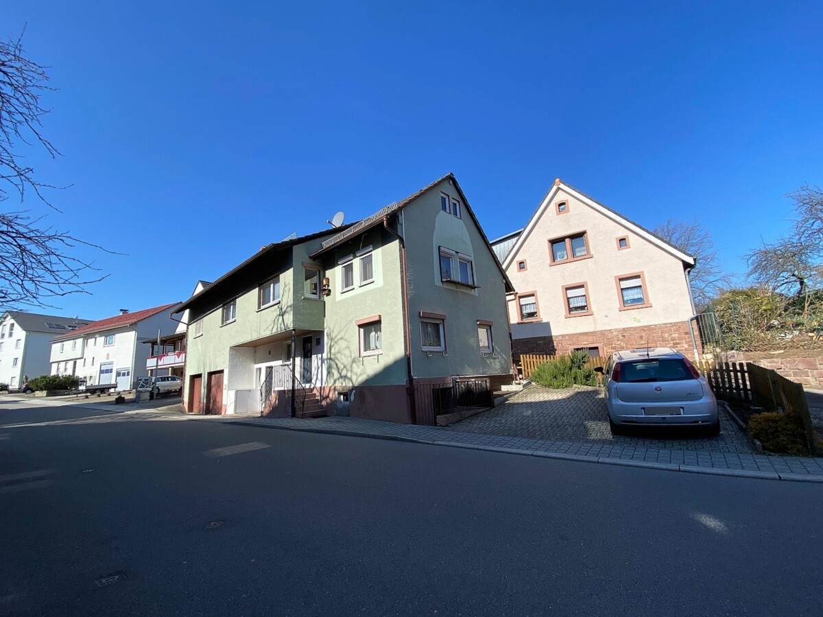 Hausansicht_komplett