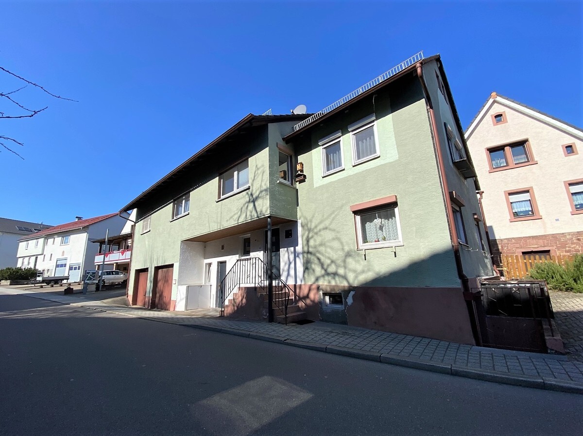 Hausansicht_komplett