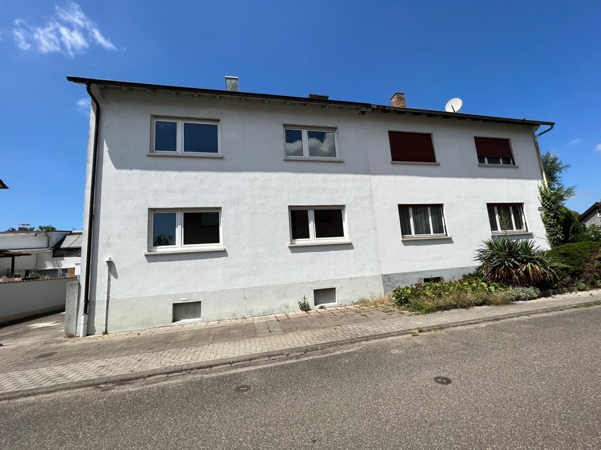 Haus_Strassenansicht