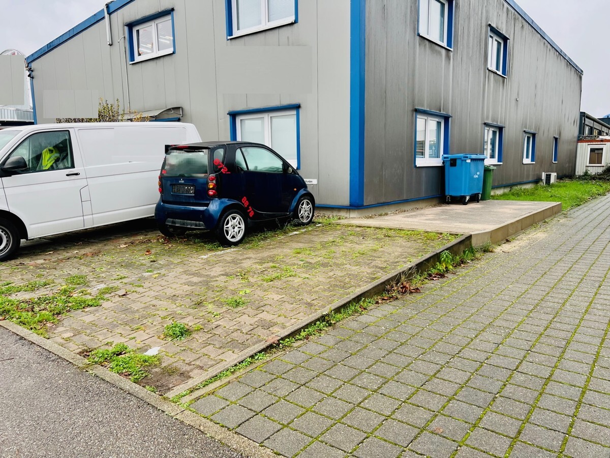 Parkplatz und Abstellplatz