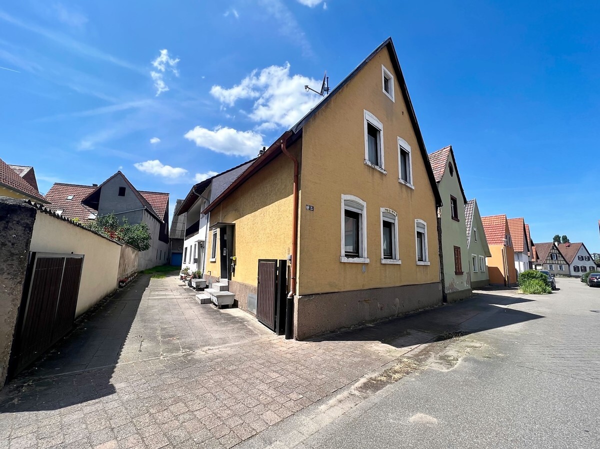 Hausansicht_komplett