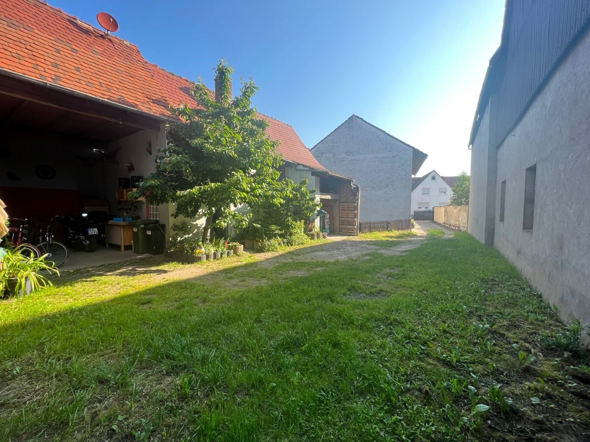 Hof zur gemeinsamen Nutzung mit Hinterhaus