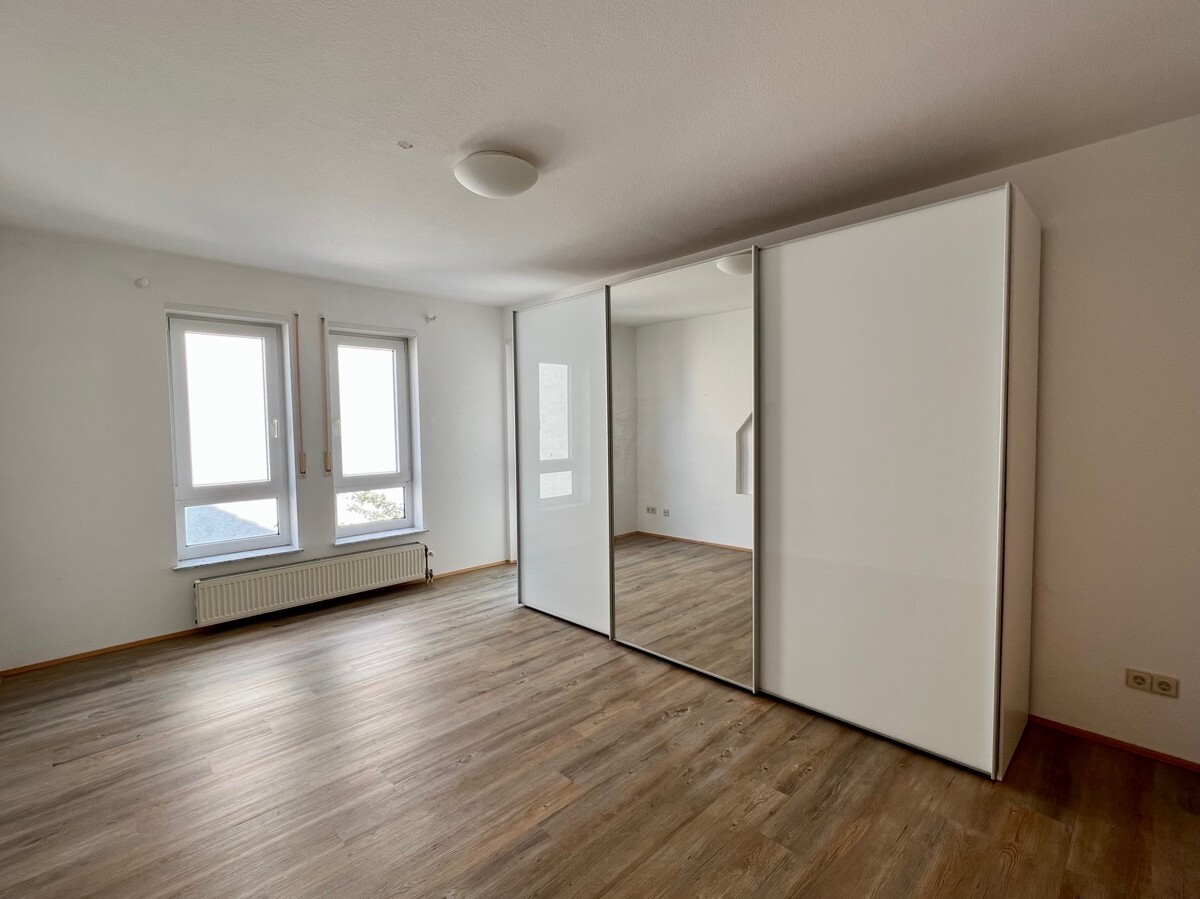 Zimmer1_OG