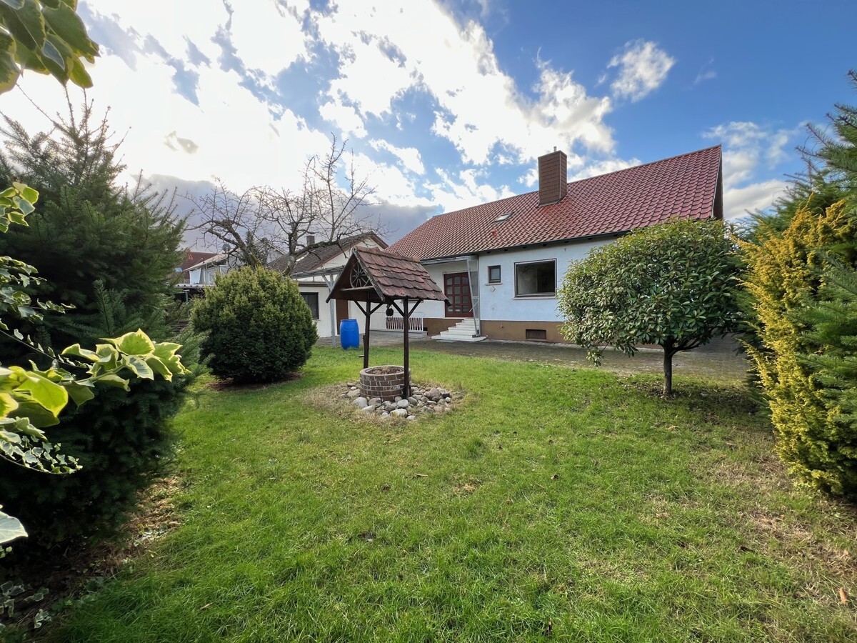 Hausansicht_Gartenseite