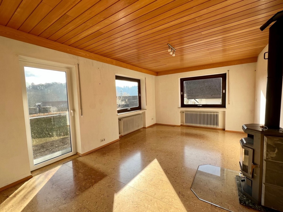 Lichtdurchflutetes Wohnzimmer_EG