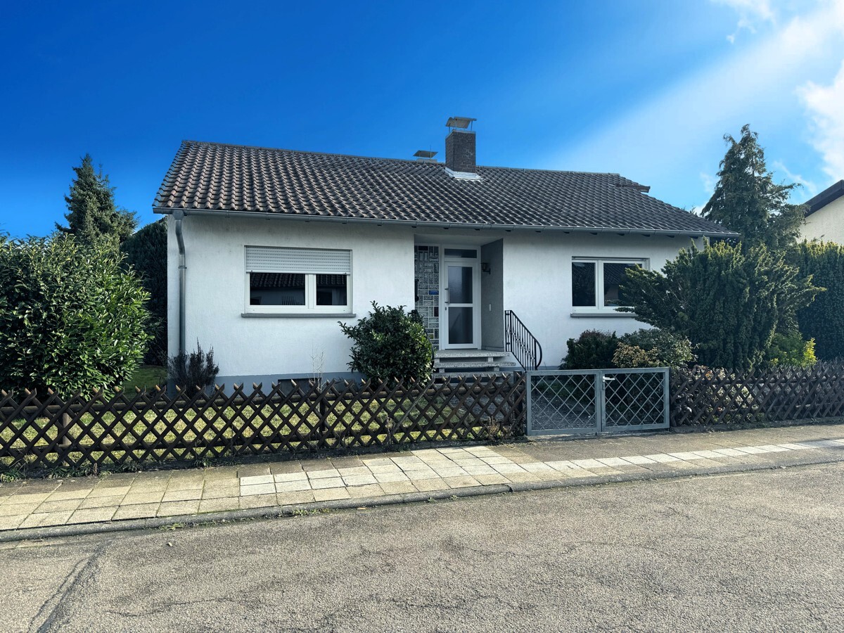 Haus-Front