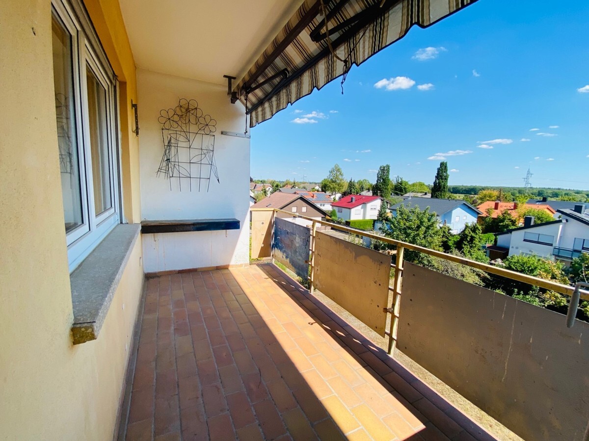 überdachter Balkon