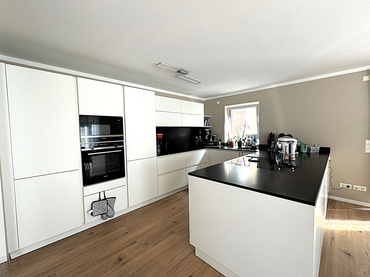 Moderne+ hochwertige EBK