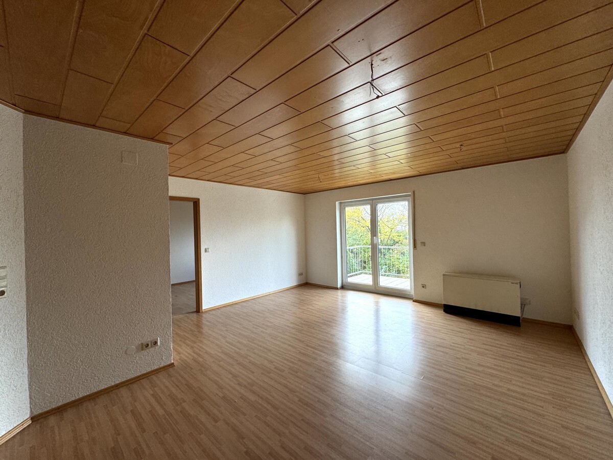 Helles Wohn- Esszimmer