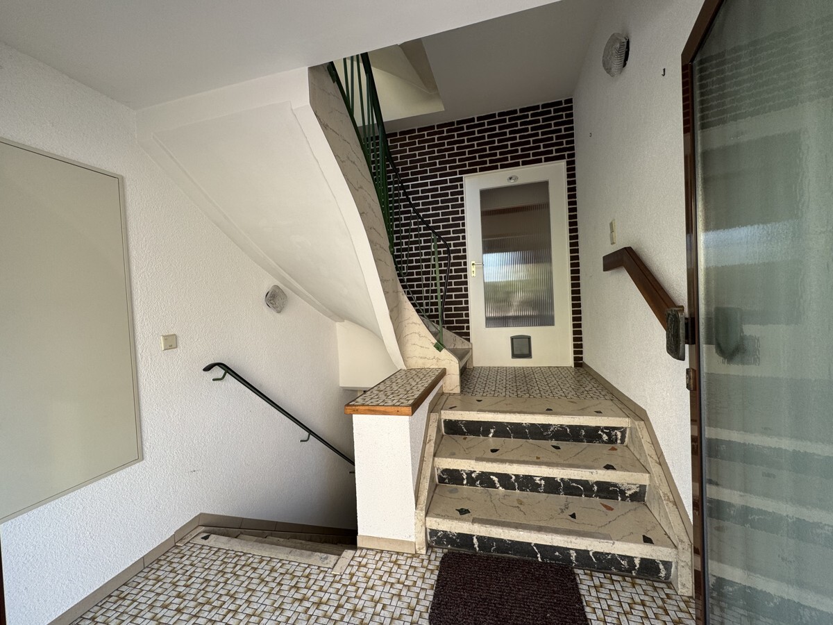 Treppenhaus_Eingang