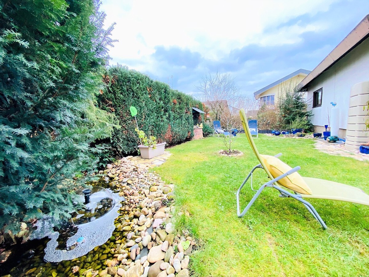 Bachlauf mit Springbrunnen