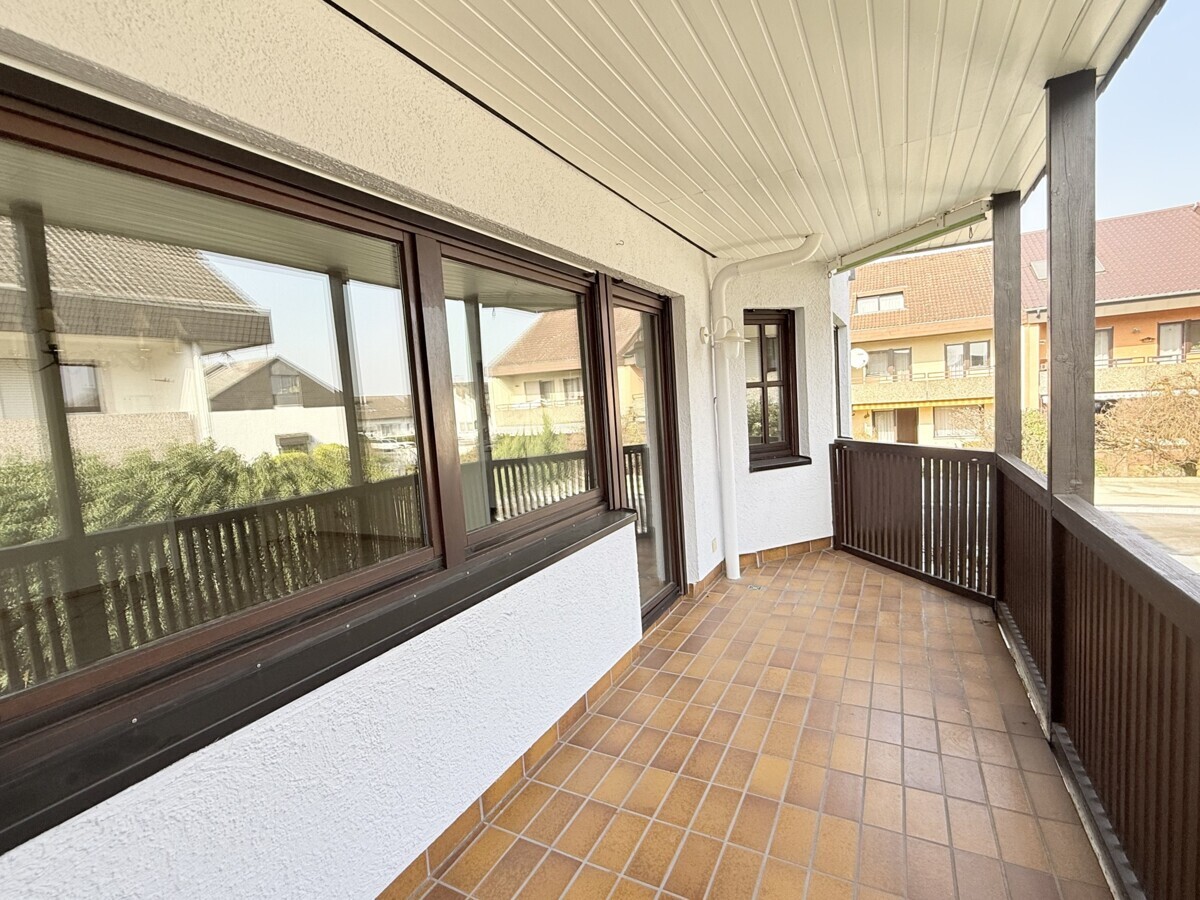 Gr. überdacher Balkon2