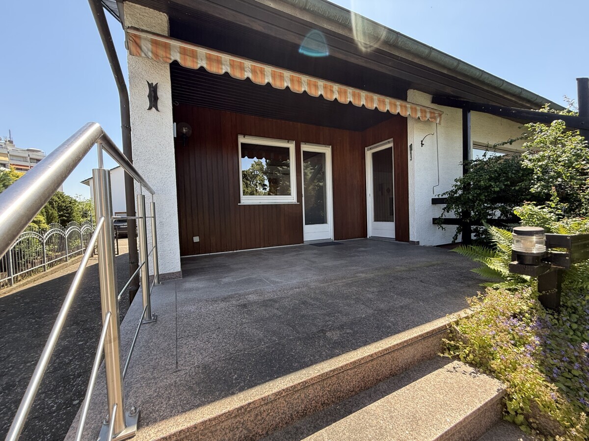 Überdachte Terrasse