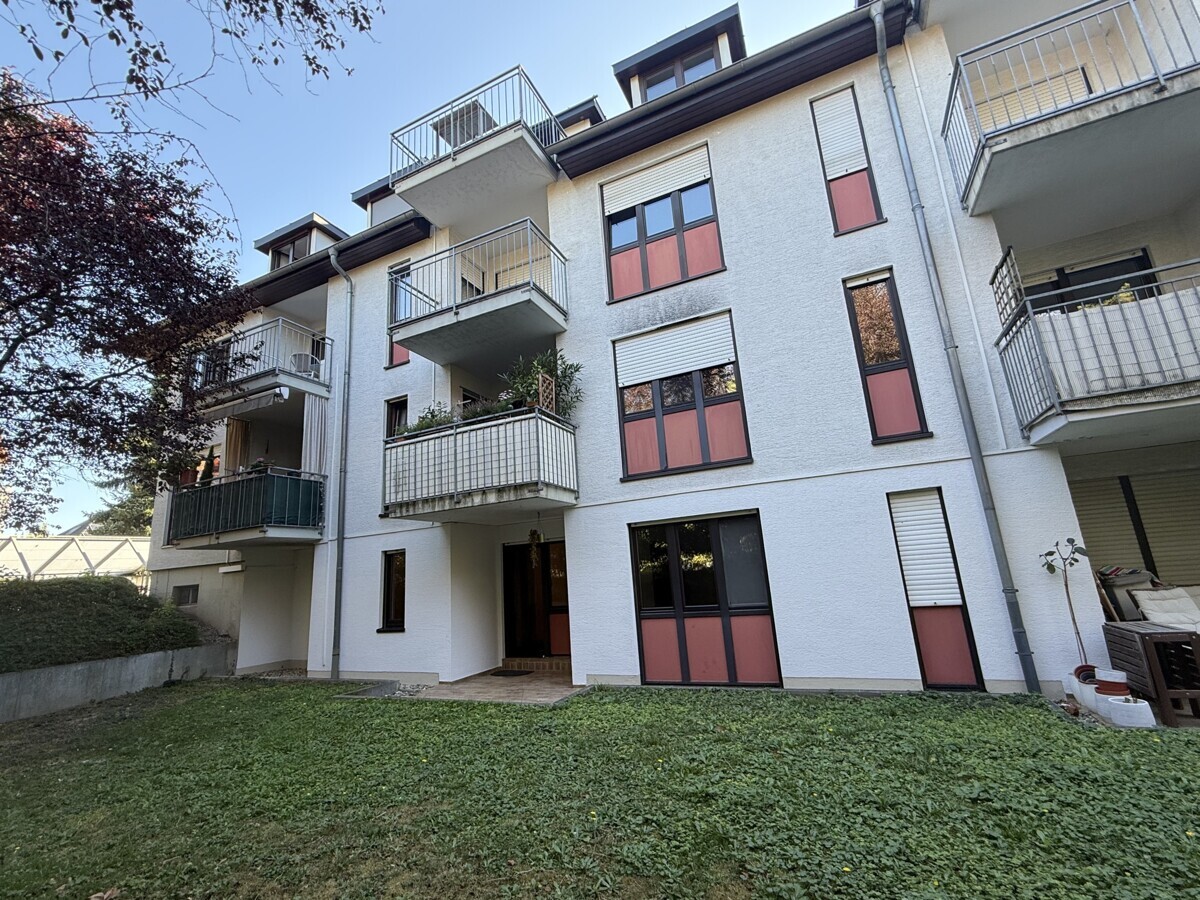 Hausrückseite