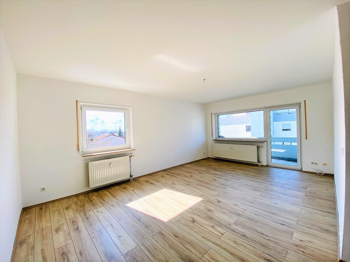 lichtduchflutetes Wohnzimmer2