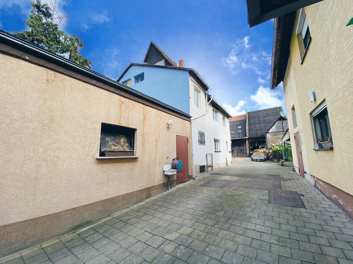 Gemeinsame Hofeinfahrt