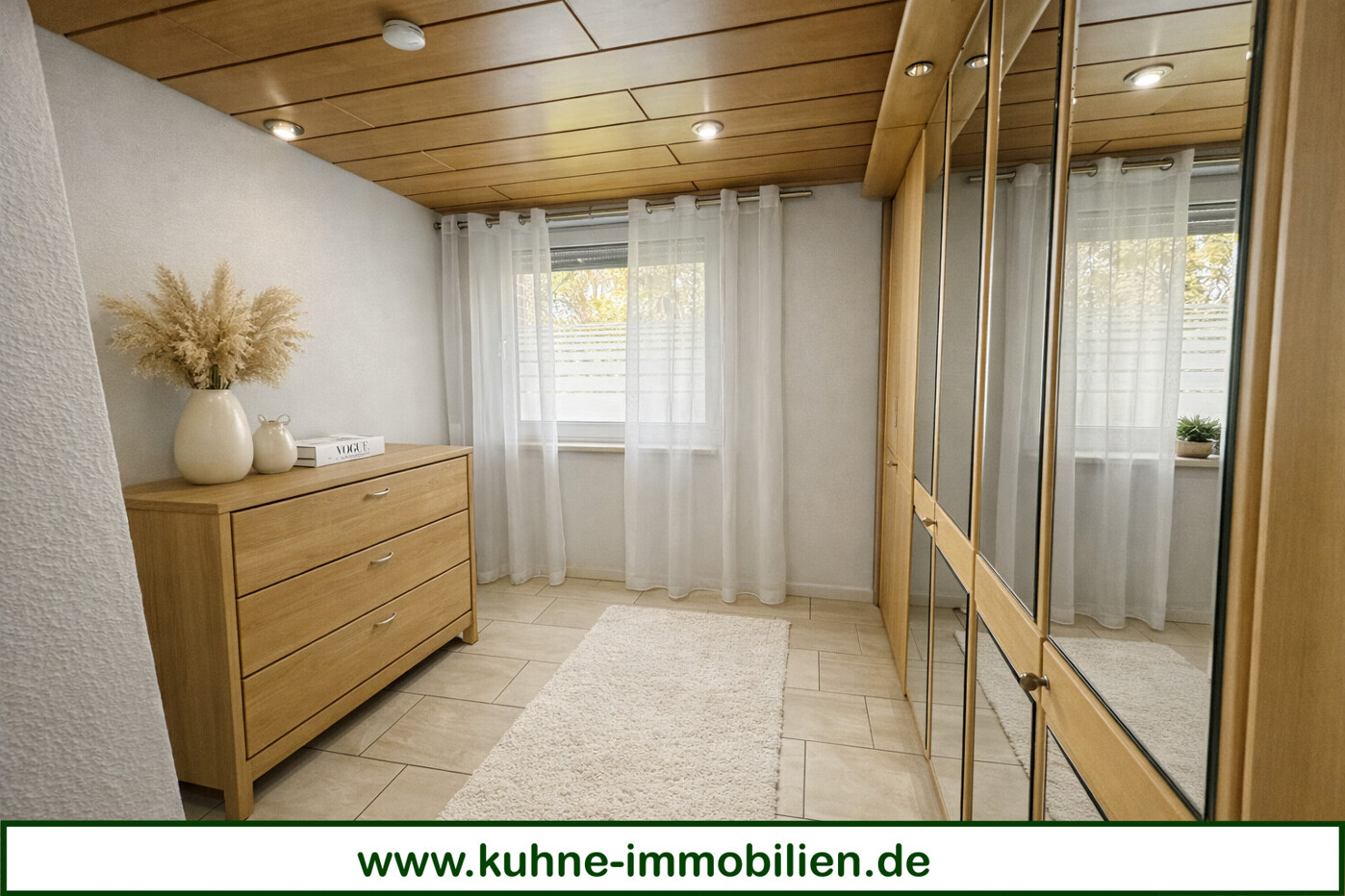 GESTAGED-Ankleide-2 Etage