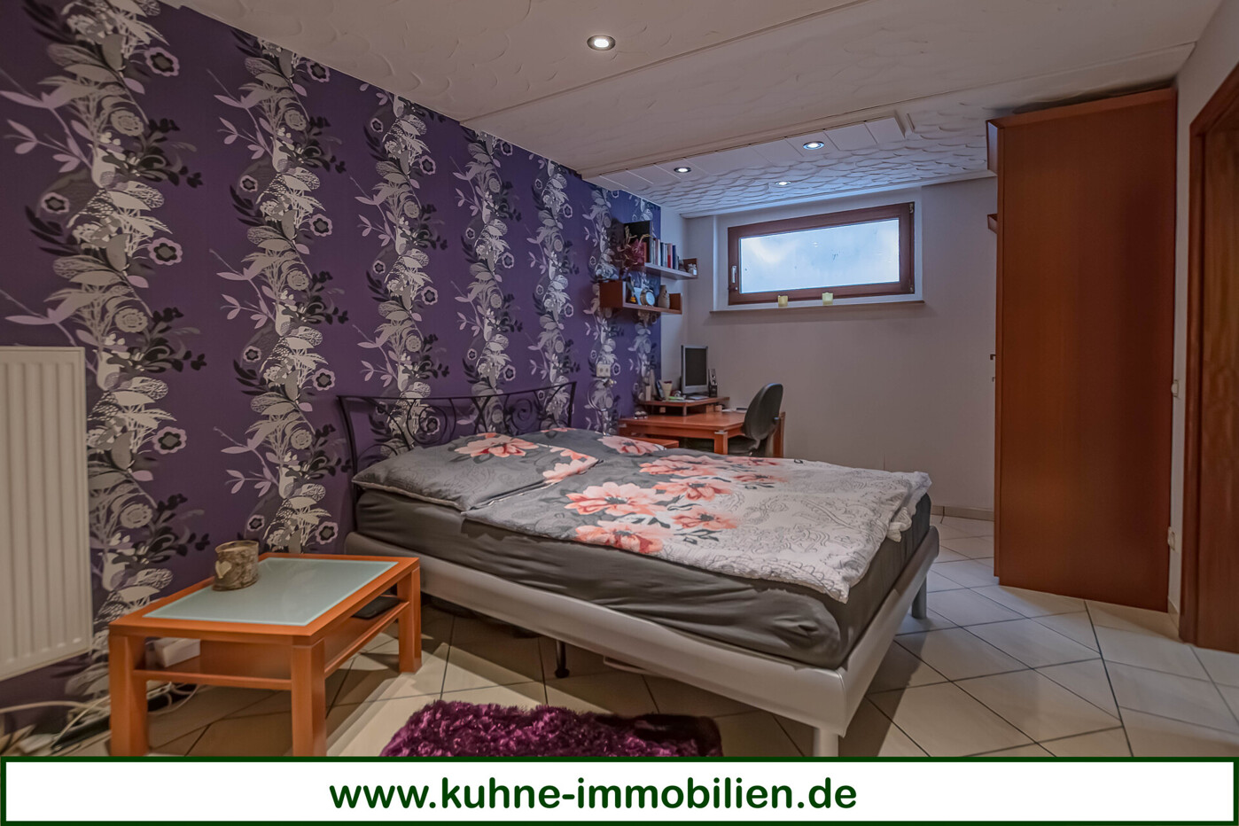 Zimmer 1. Souterrain