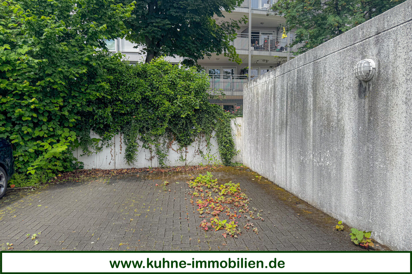 Aussenstellplatz