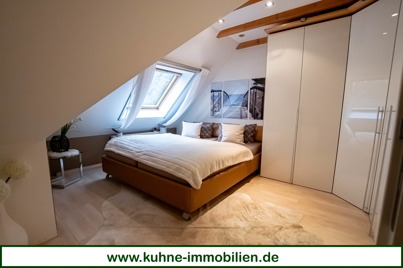Schlafzimmer DG