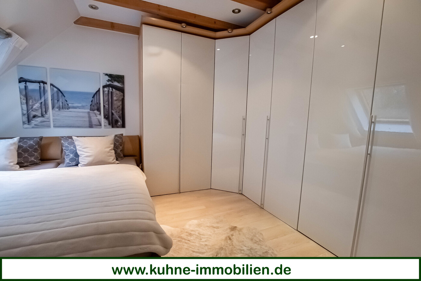 Schlafzimmer DG
