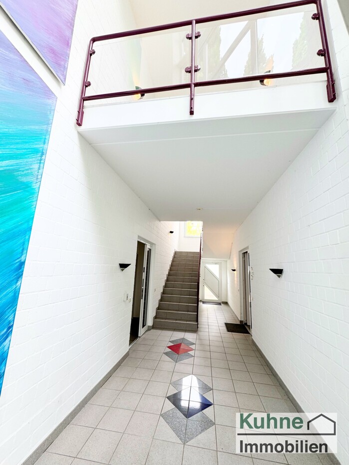 Eingangsbereich Gebäude