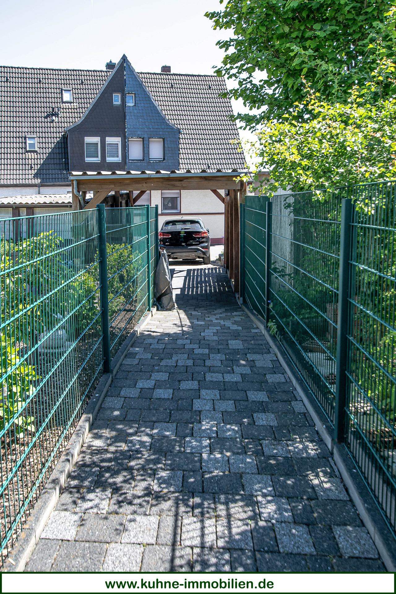 Carport