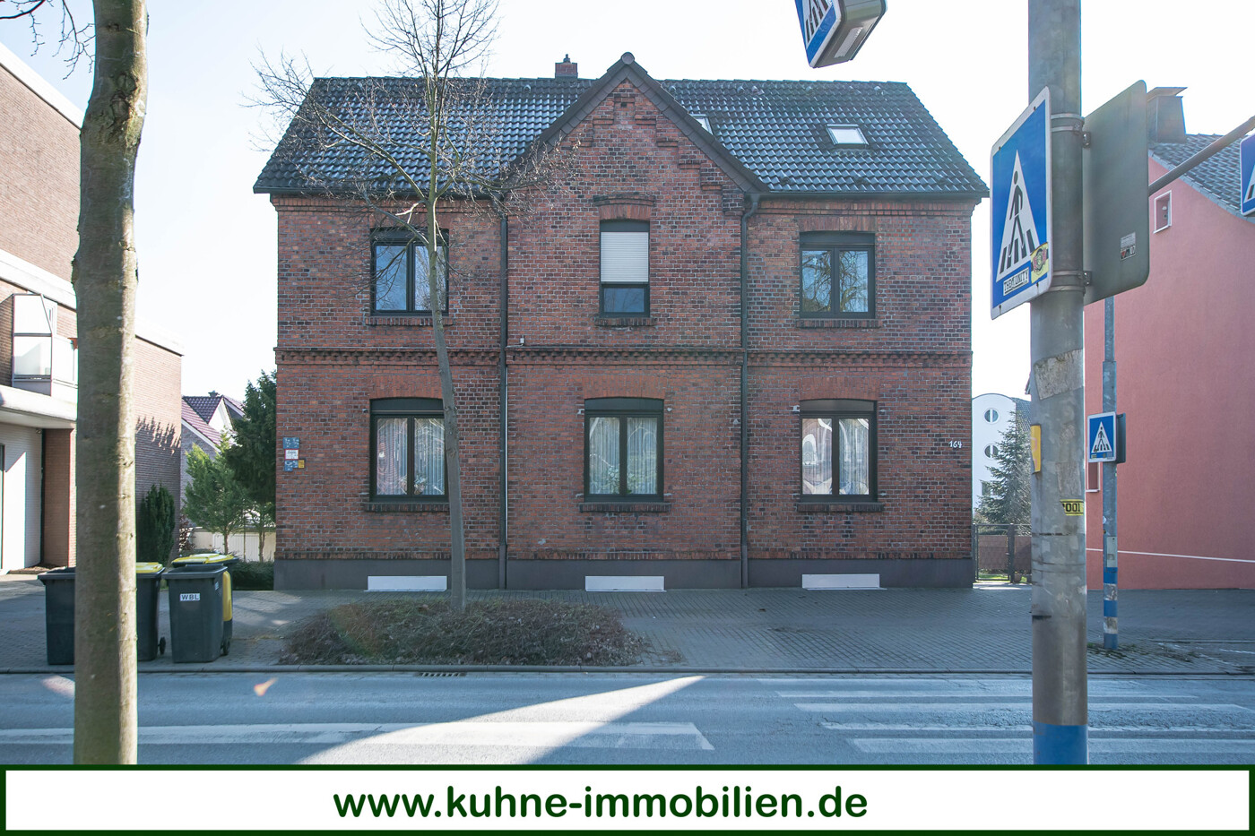 Straßenansicht