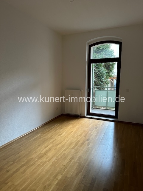 3-Raum-Wohnung mit Balkon in attraktiver Südlicher Citylage, Stellplatz im Innen ... - Photo 3