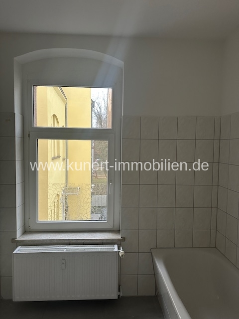 Hochwertig renovierte 3-Raum-Wohnung am halleschen Zoo, Bad mit Wanne und Dusche ... - Foto 3