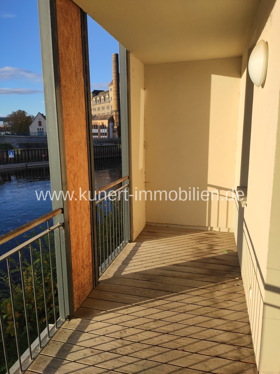 Balkon mit Saaleblick Vergleichswohnung 