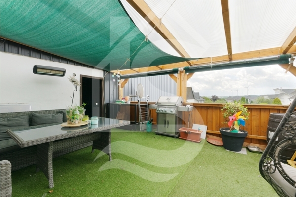 covered terrace 