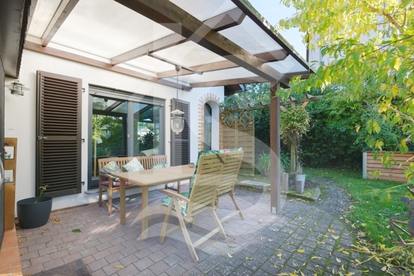 Überdachte Terrasse