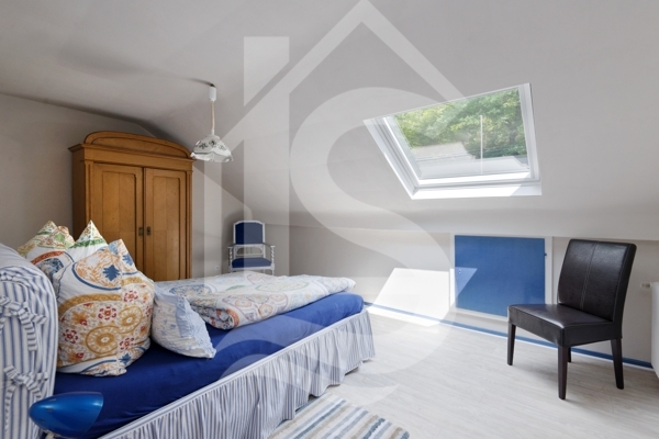 Schlafzimmer DG
