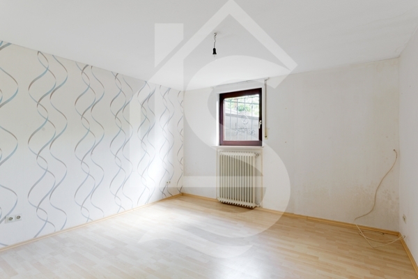 bedroom basement