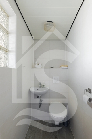 guest toilet ground floor