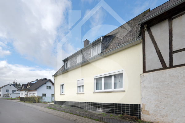 Straßenansicht