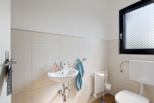 Gäste-WC EG