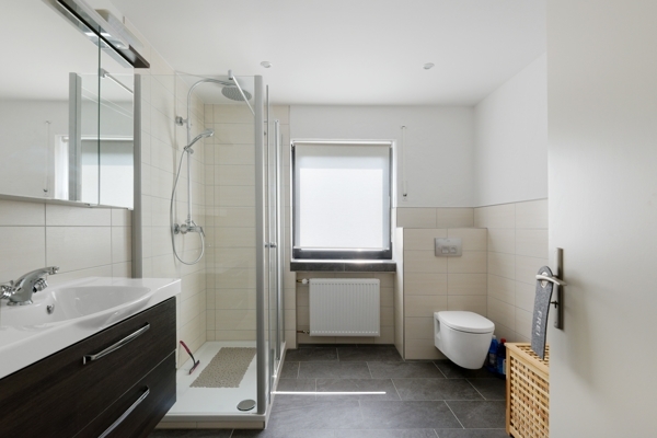 Badezimmer DG