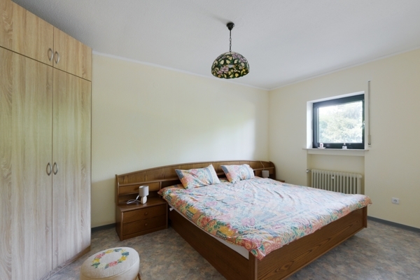 Schlafzimmer KG