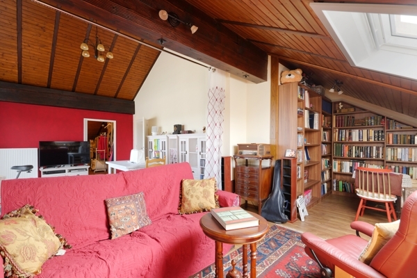 Bibliothek DG