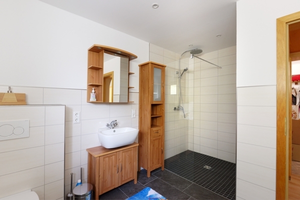 Badezimmer KG